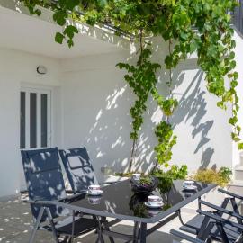 Villa Aristea Crikvenica by Villas Guide, Hotel in Bakar