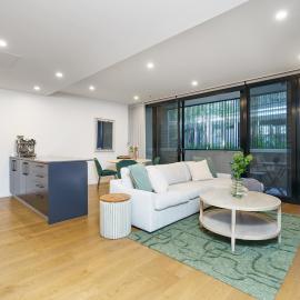 Scandi Apartment Above Kingston Dining, Balconies - Hosted by Canstay