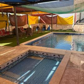 مزرعة ربوة غريسا, hotel in Gharīsah
