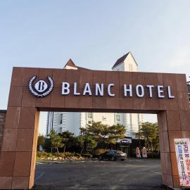 Dangjin Blanc Hotel, hotell i Dangjin