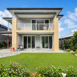 European Resort in Wyong Next to Golf Course