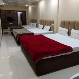 Hotel Parvati Palace