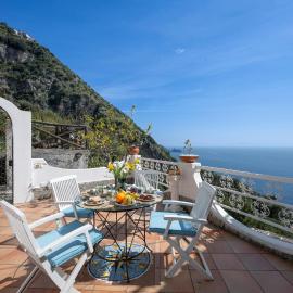 Golden Limonaia - Privacy & Stunning Sea Views by Maravista