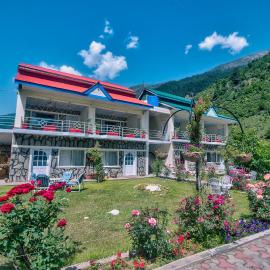 Parhena Cottages Bella Naran, hotel din Naran