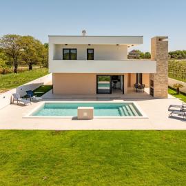 Villa Antonio ZadarVillas, hotel in Nin