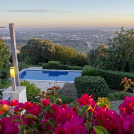 Villa Vista by Algarve Holidays, hotel em Valados