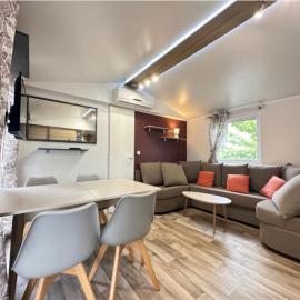 Mobile-Home au Lac des Rêves avec Climatisation, hotel in Lattes