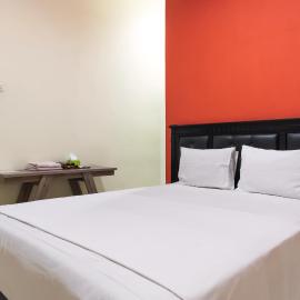 TwoSpaces Living at Toedjoeh Enam Homestay, Surabaya