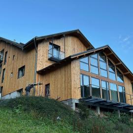 Apartmány Gryf Harrachov u sjezdovky, hotel in Harrachov