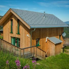 1A Chalet Klippitzperle - Panoramachalet und Wellness、Klieningのホテル