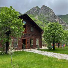 Bujtina Alpine Vanat, hotel sa Bele