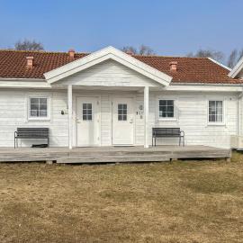 2 Bedroom Stunning Apartment In Læsø, hotel u gradu Læsø