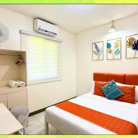 2BR Peaceful Apartment, Near Airport, ideal for 1-5 guests, Free Parking