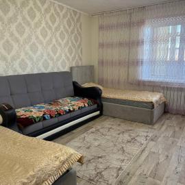 Apartment in the center of Ridder, hotel in Lenīnogorsk