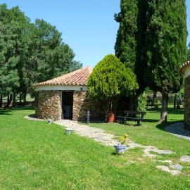 Apartamentos Los Chozos de Monfragüe, hotel u gradu Torehon el Rubio
