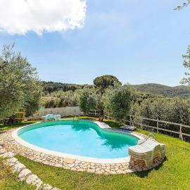 Agriturismo tra Itri e Sperlonga, khách sạn ở Itri