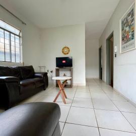 Casa Jardim Centro, hotel in Patos de Minas