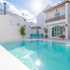 Casa De La Tita Belén, hotell i La Puebla de los Infantes