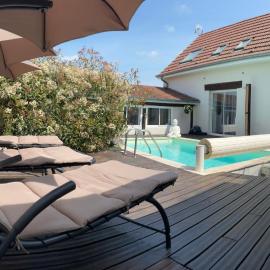 Gîte 6 Personnes proche du parc d'attraction, hotel a Monétay-sur-Loire