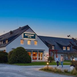 Logis Hotel De La Loire Ancenis - Restaurant Les Bateliers, хотел в Ансени