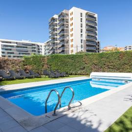 Acta Sant Just, hotel in Sant Just Desvern