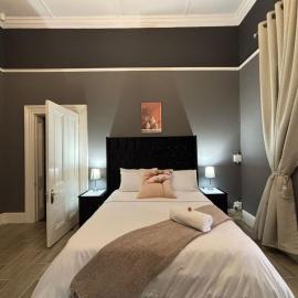 Bright Diamond Inn