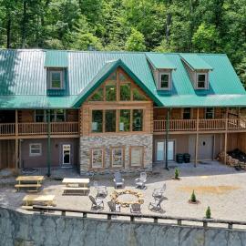Cades Cove Lodge, hotel em Townsend