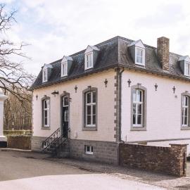 Portierswoning Vaeshartelt – hotel w mieście Maastricht