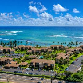 2 Bedroom OceanView Condo Pono Kai Resort E103, hotel a Kapaa