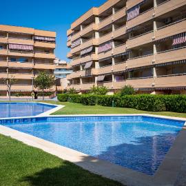 AT070 Piscina, 4 habitaciones, a 180m de la playa
