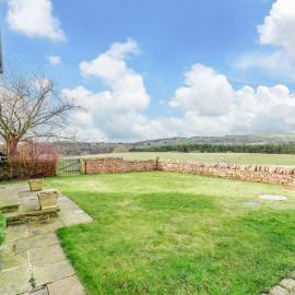 3 Bed in Leek oc-91120