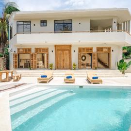 Nishati - Private Beach Villa: Matemwe şehrinde bir otel