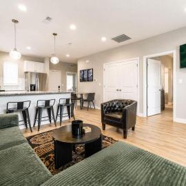 IRIE Living-Modern Kg 2Bd Gym Pool BRAND NEW, hotel a Whitestown