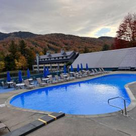 Three Bedroom Townhouse with Deck Across from Loon Mountain, Hotel in Lincoln