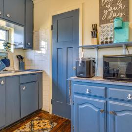 Waterfront Relaxation! Monticello Home w/ Deck, hotel in Monticello