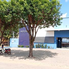 Hotel Canedo, hotel u gradu 'Corumbaíba'