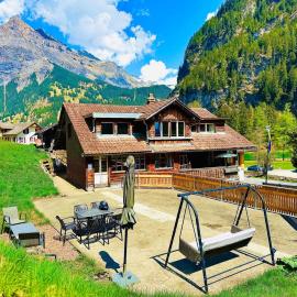 Cozy Apartment in Vintage House in Kandersteg