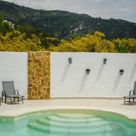 Finca Tres Aguas, Casa Rural con Piscina Privada, hotel em Lanjarón