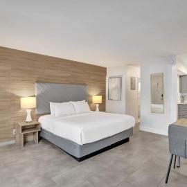 Ocean Blvd King Suite with Kitchenette at The Botanica