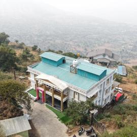 The Mansion Resort And Spa, hotel en Jāmb