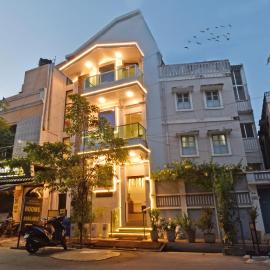 Hotel De Lux Splendid