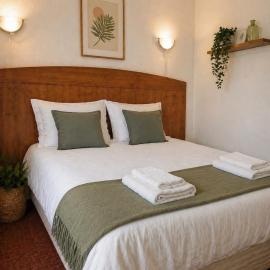 Suite Élégante Thionville Gare Proche Luxembourg – hotel w mieście Thionville