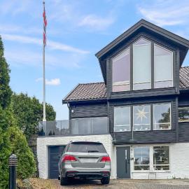 4 Bedroom Lovely Home In Kristiansand S