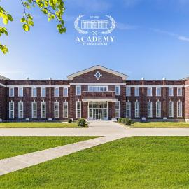 Academy by Ambassadori, hotel u gradu 'Kachretʼi'