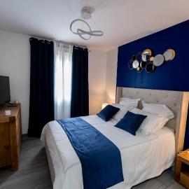 Suite Privée Spa Piscine séjour pro ou détente