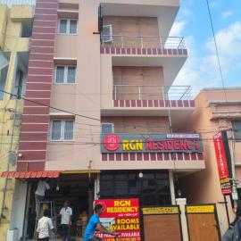 Rgn Residency, hotell i Singānallūr