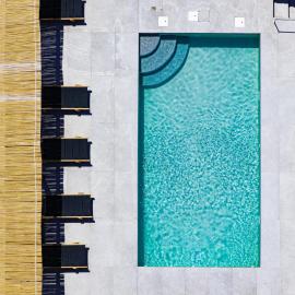 Birds Villa Apartments with Heated Pool - Including Car and Breakfast