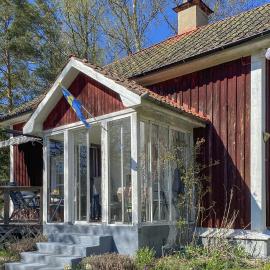 Cozy Home In Hulta Edsbruk With Sauna