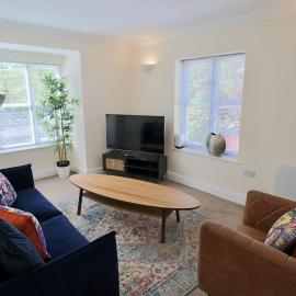 Ascot 2 Bedroom Apartment with Parking, ξενοδοχείο στο Άσκοτ