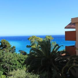 Vue mer Plage à pied Piscine 6 pers Proche Monaco et Italie